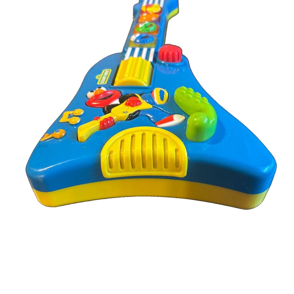 Sesame Street Elmo Rock & Roll Guitar Musical Instrument Toy Lights Tyco 1998 - Picture 4 of 7